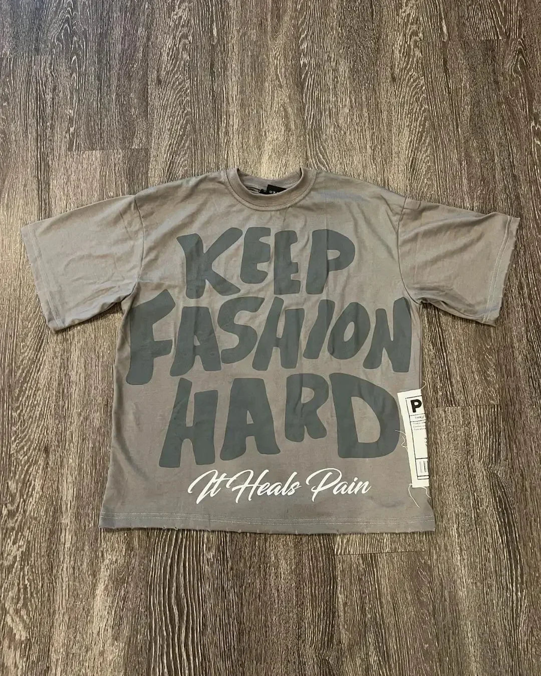 Oversized shirt 'keep fashion hard'
